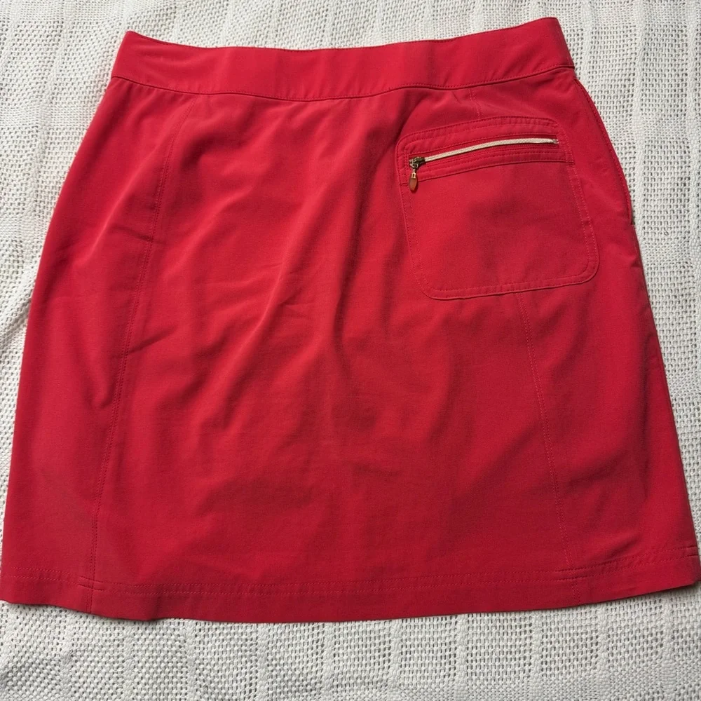 Zenergy Golf by Chico’s Women’s Red/Coral Skort with Zip Pockets Sz 0.5 - Picture 2 of 3